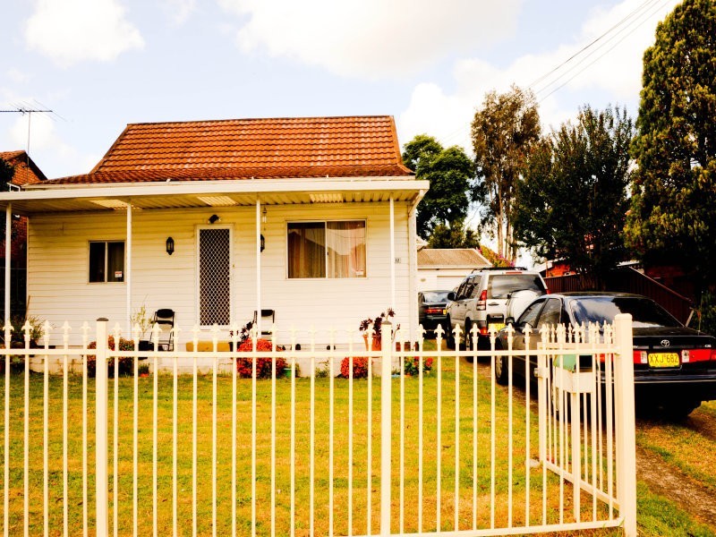 12 Walder Road, Hammondville NSW 2170