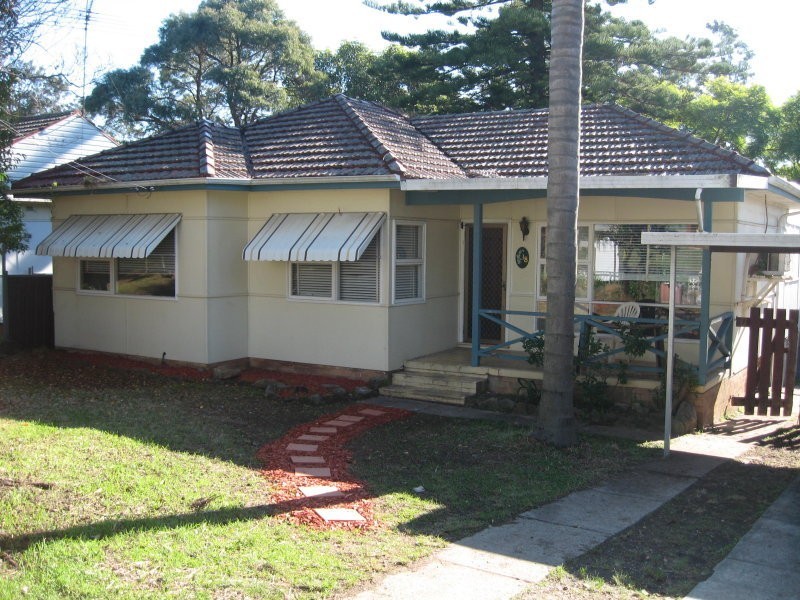 18 Bogalara Road, Old Toongabbie NSW 2146