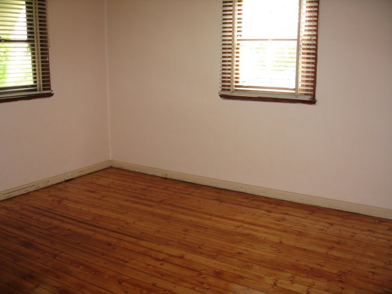 16 Drew Street, Westmead NSW 2145