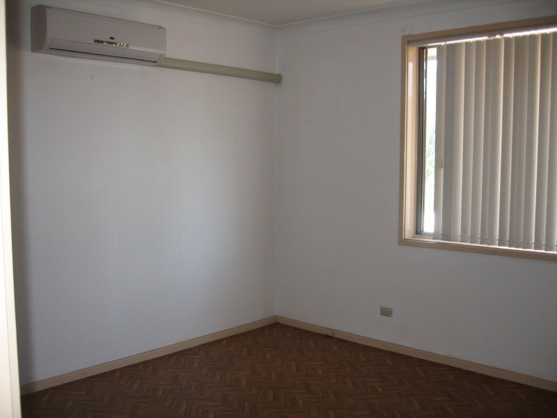 209 Wentworth Avenue, Pendle Hill NSW 2145