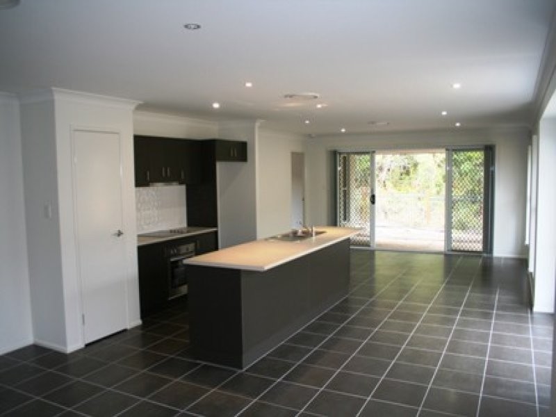 12 Quinine Crescent, Mountain Creek QLD 4557