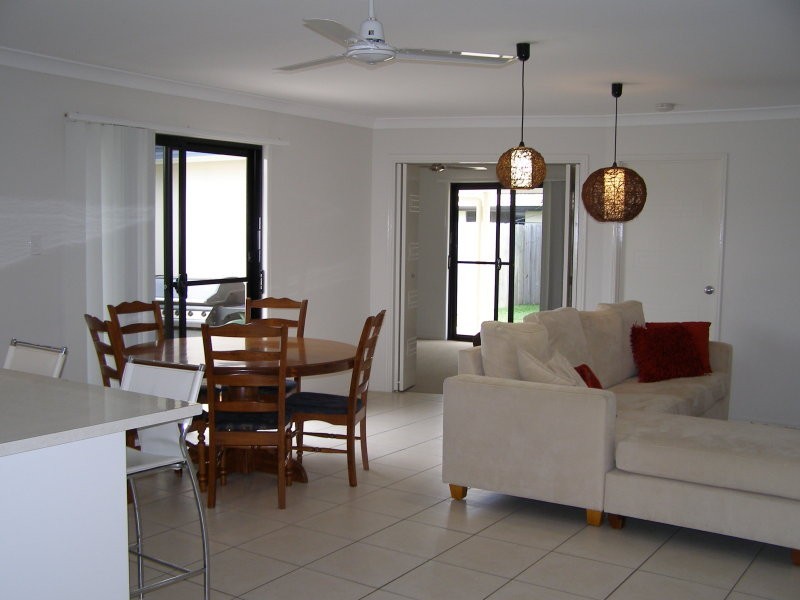 13  Bateman Street, Sippy Downs QLD 4556