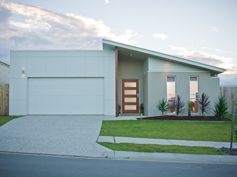 4 Robur Crescent, Mountain Creek QLD 4557