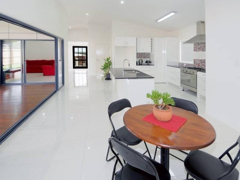 23 Myrtle Place, Mountain Creek QLD 4557