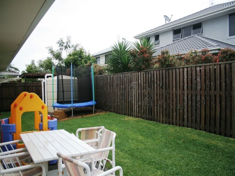 36 Riveroak Way, Sippy Downs QLD 4556