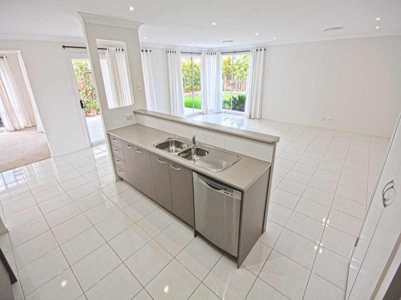 7 Creekside Drive, Sippy Downs QLD 4556