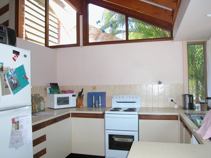 39 Kookaburra Crescent, Bokarina QLD 4575