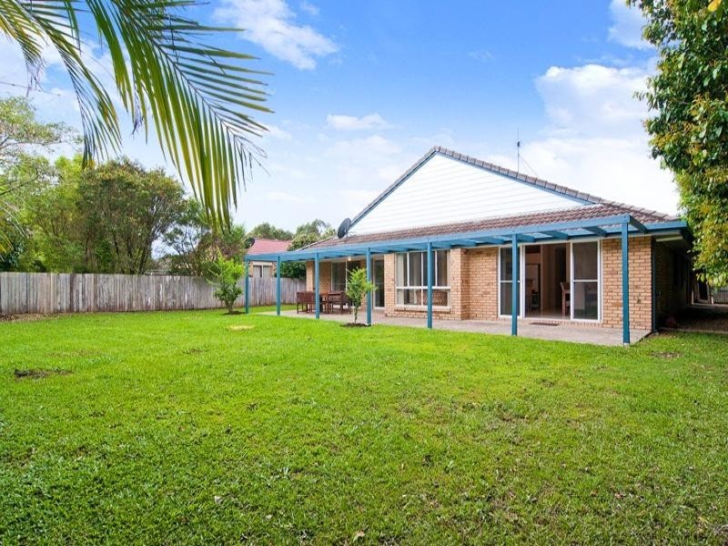 4 Oxford Close, Sippy Downs QLD 4556
