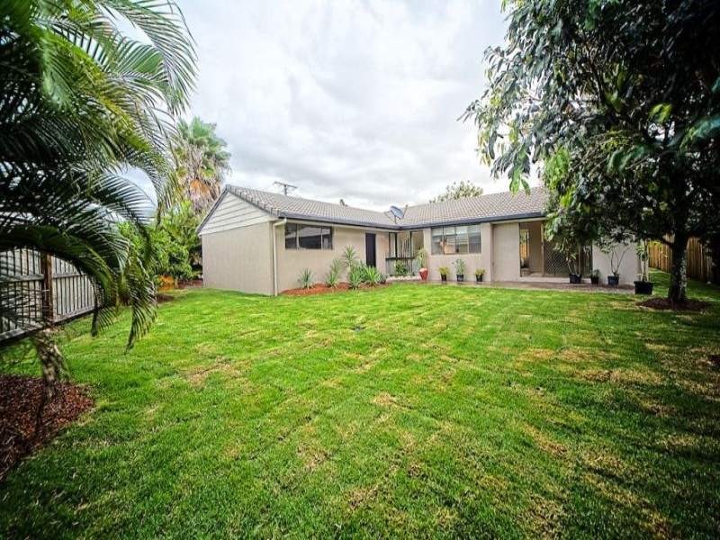 6 Mallard Place, Bokarina QLD 4575