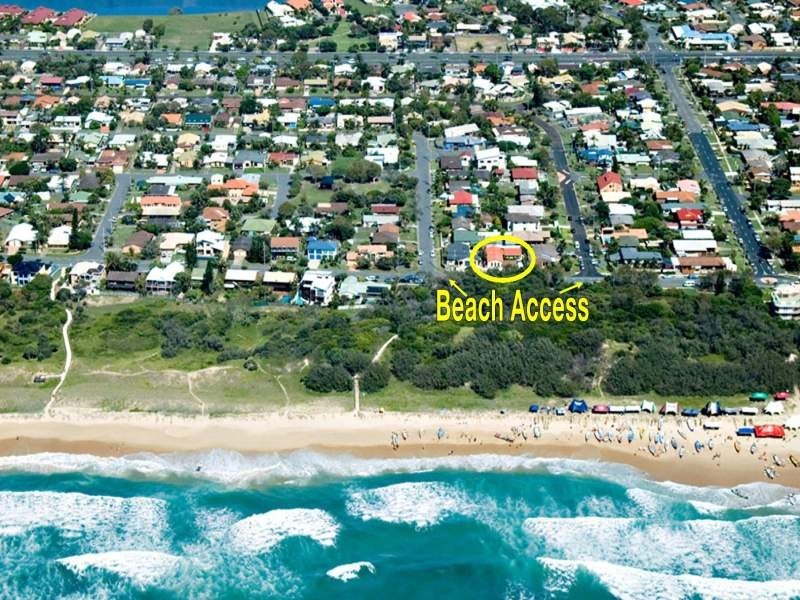4 Oceanic Drive, Warana QLD 4575