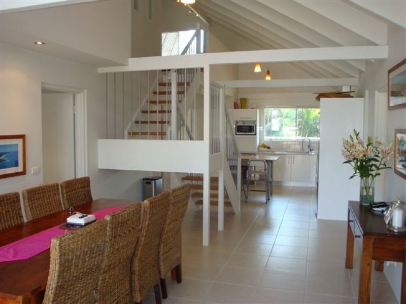 14 Lapoinya Crescent, Warana QLD 4575