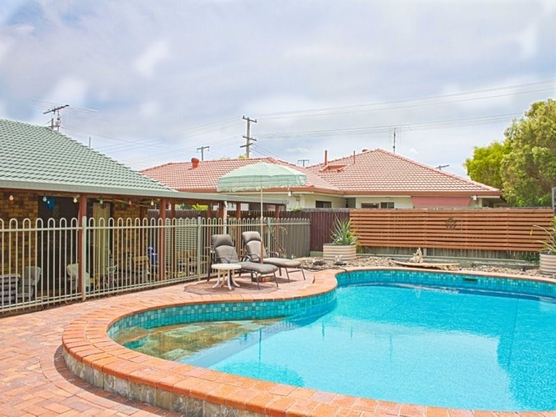 19 Beerburrum Street, Dicky Beach QLD 4551