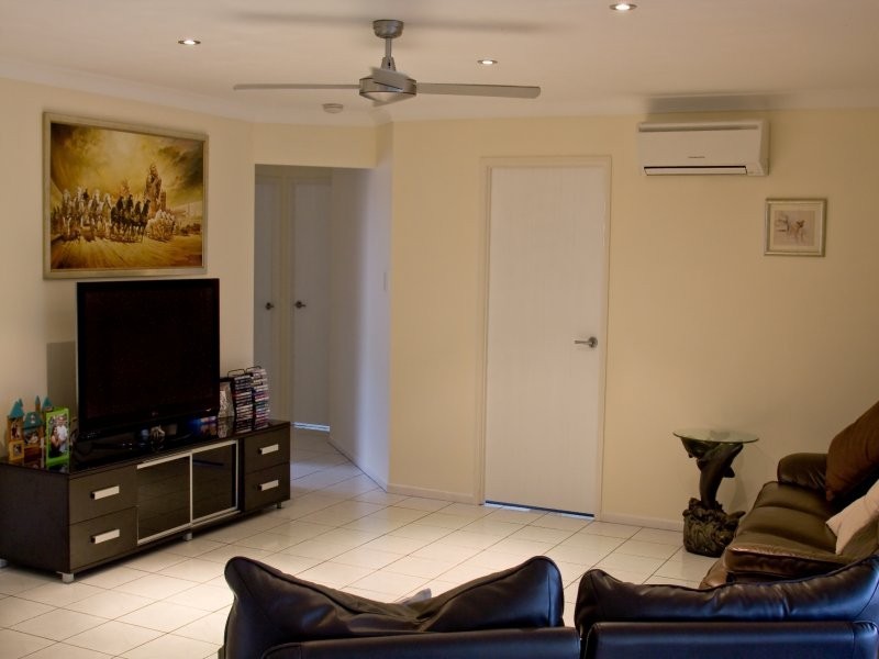 12 Riveroak Way, Sippy Downs QLD 4556