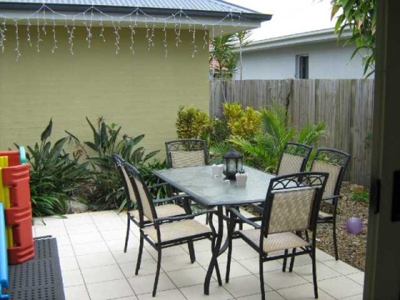 5 Irving Place, Sippy Downs QLD 4556