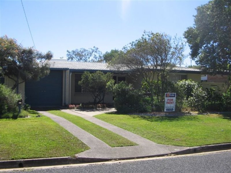 10 Lapoinya Crescent, Warana QLD 4575