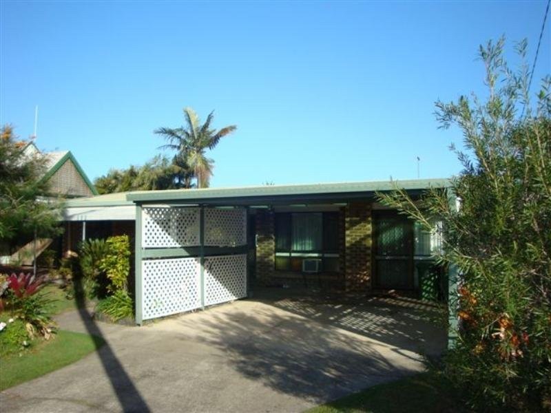 18 Koorin Drive, Warana QLD 4575