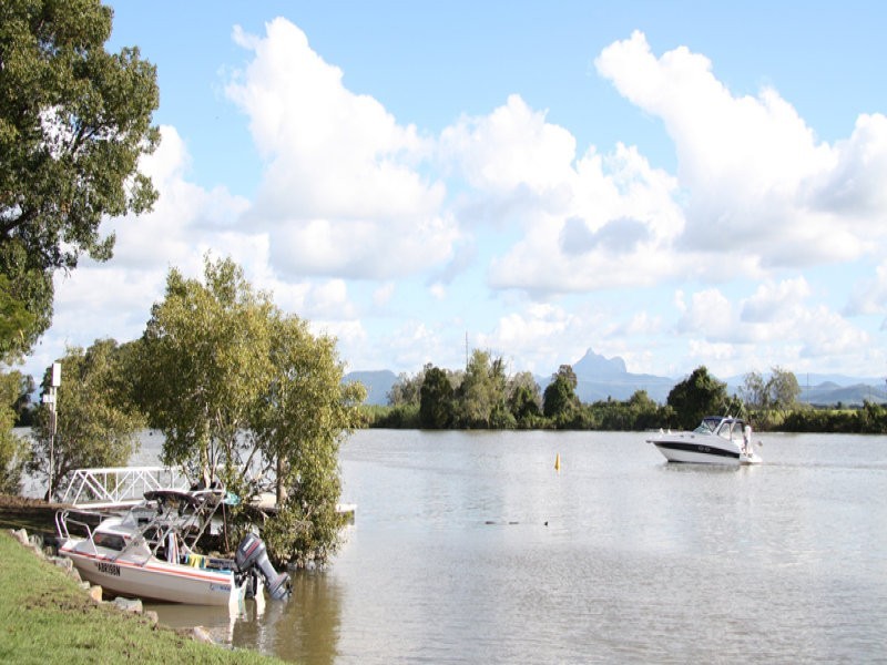 158 Riverside Drive, Tumbulgum NSW 2490