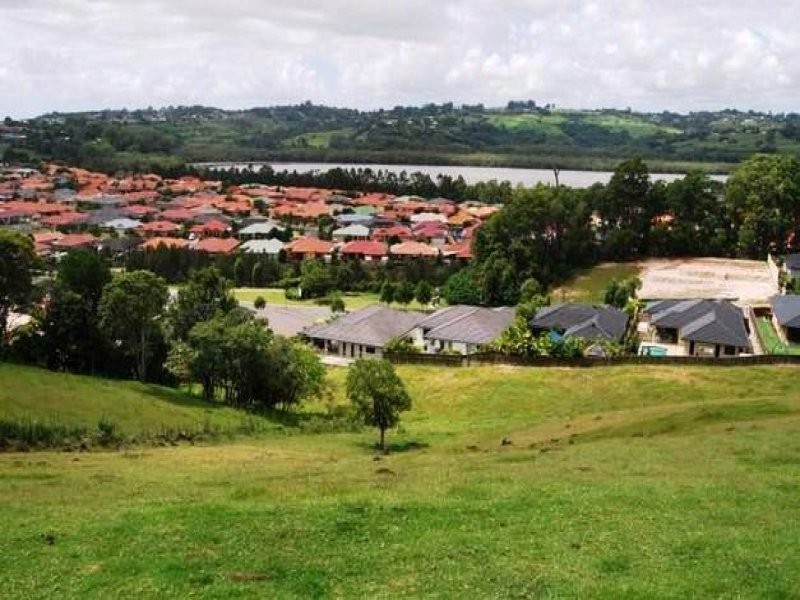 2 Champagne Drive, Tweed Heads NSW 2485