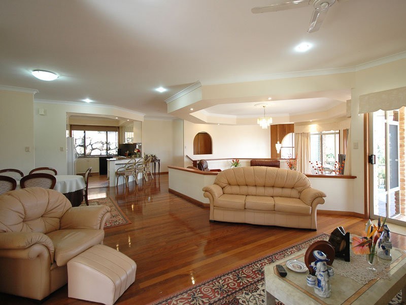 2 St Andrews Way, Banora Point NSW 2486