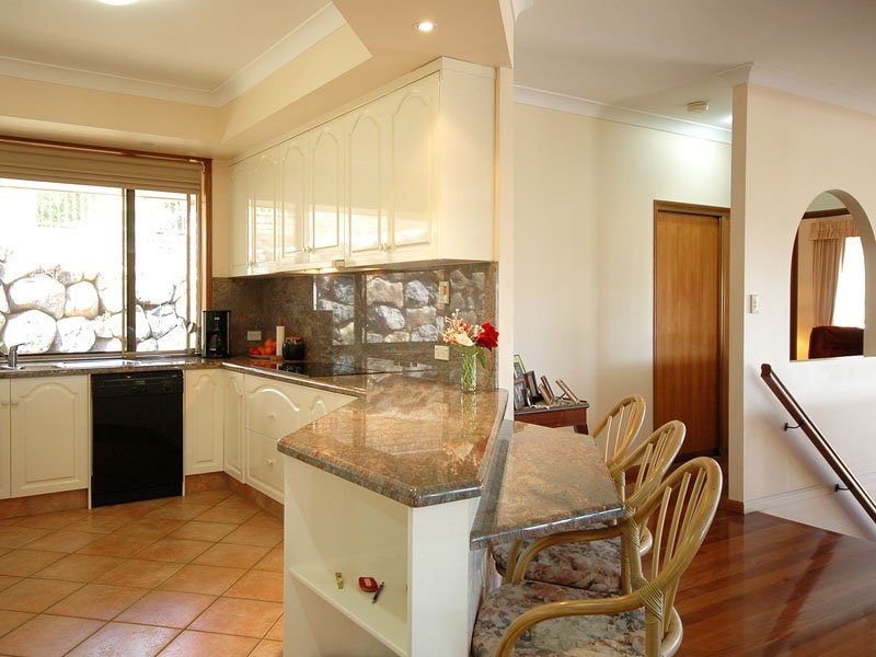 2 St Andrews Way, Banora Point NSW 2486