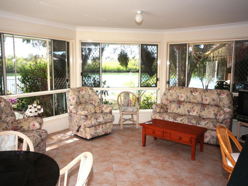 91 Sunset Boulevarde, Tweed Heads NSW 2485