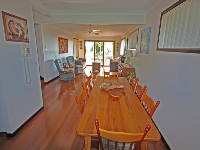 6 Pacific Drive, Banora Point NSW 2486