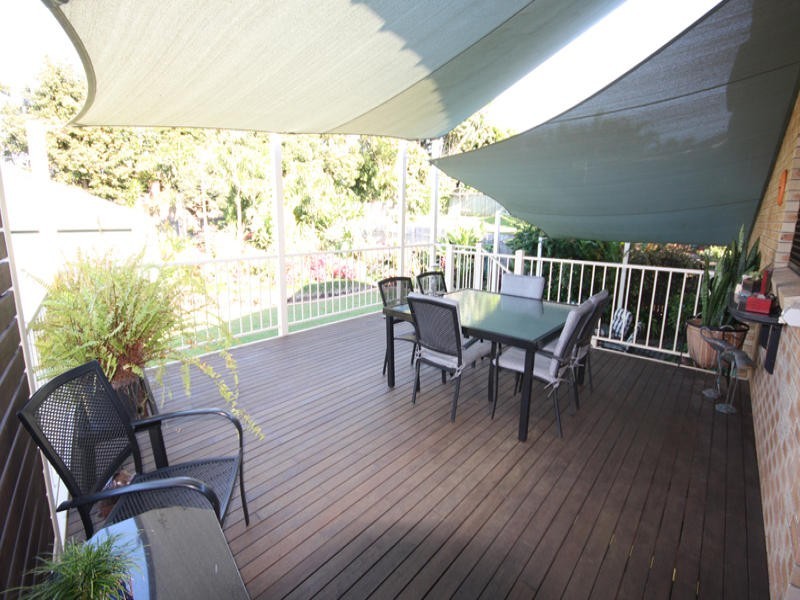 6 Pacific Drive, Banora Point NSW 2486