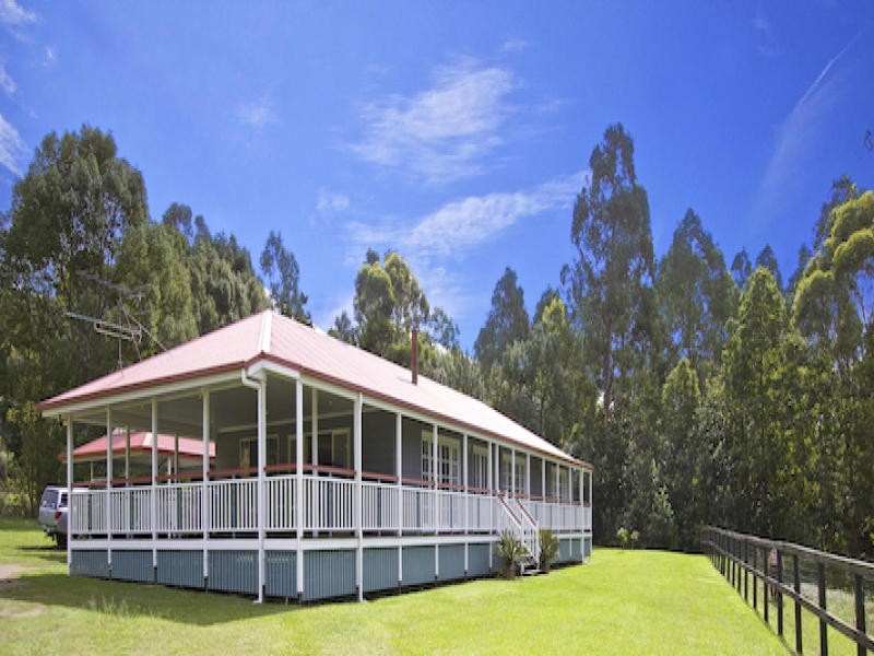 14 Pine Tree Place, Piggabeen NSW 2486