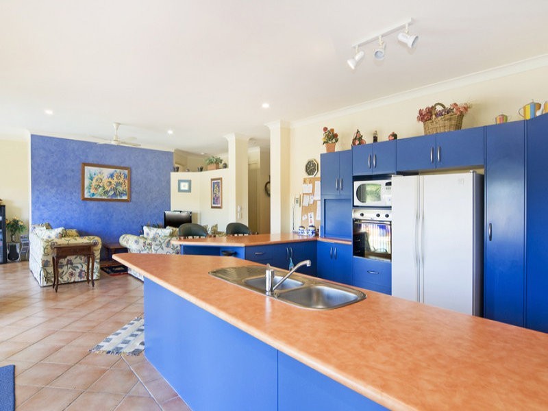 24 Tralee Drive, Banora Point NSW 2486