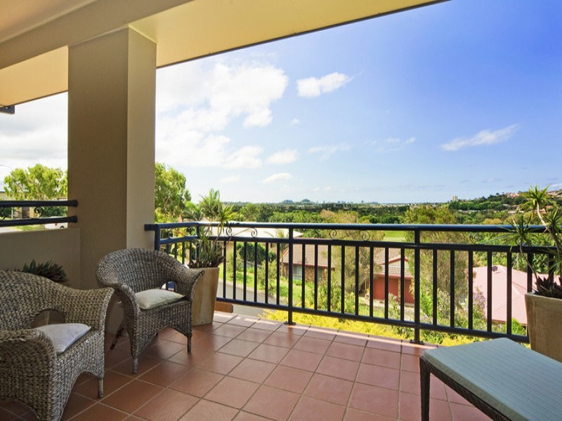 24 Tralee Drive, Banora Point NSW 2486
