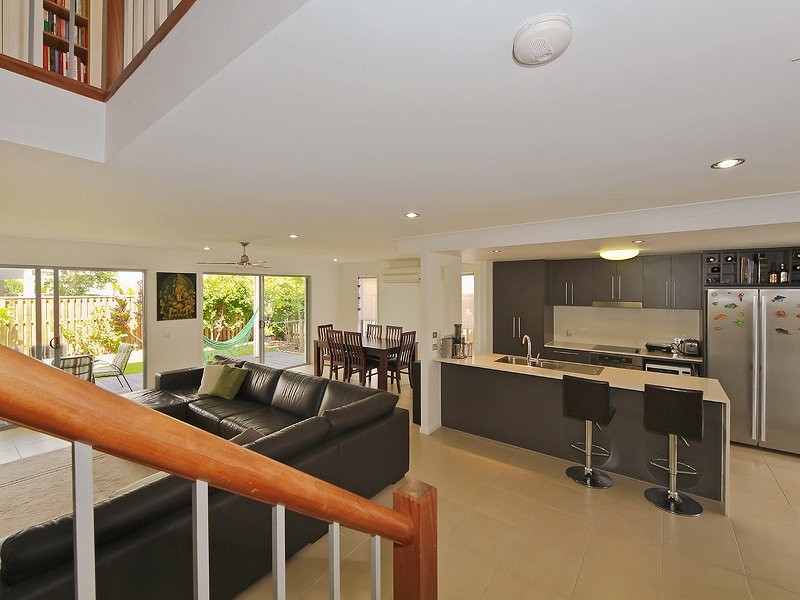 57 Venice Street, Burleigh Waters QLD 4220