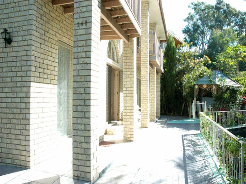 148 Ocean Parade, Burleigh Heads QLD 4220