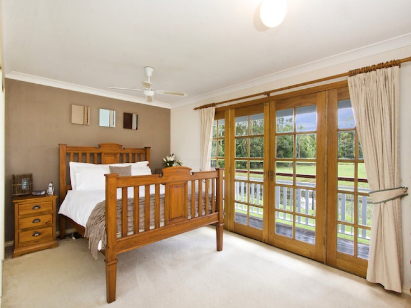 14 Pine Tree Place, Piggabeen NSW 2486