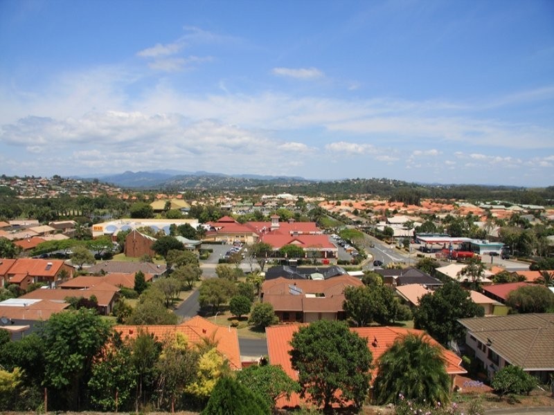 30 St Andrews Way, Banora Point NSW 2486