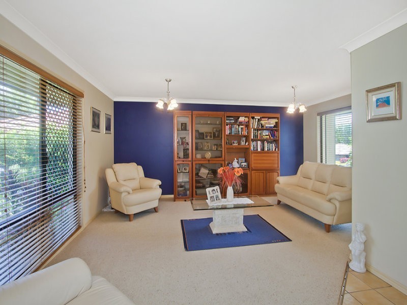 16 Grassmere Court, Banora Point NSW 2486