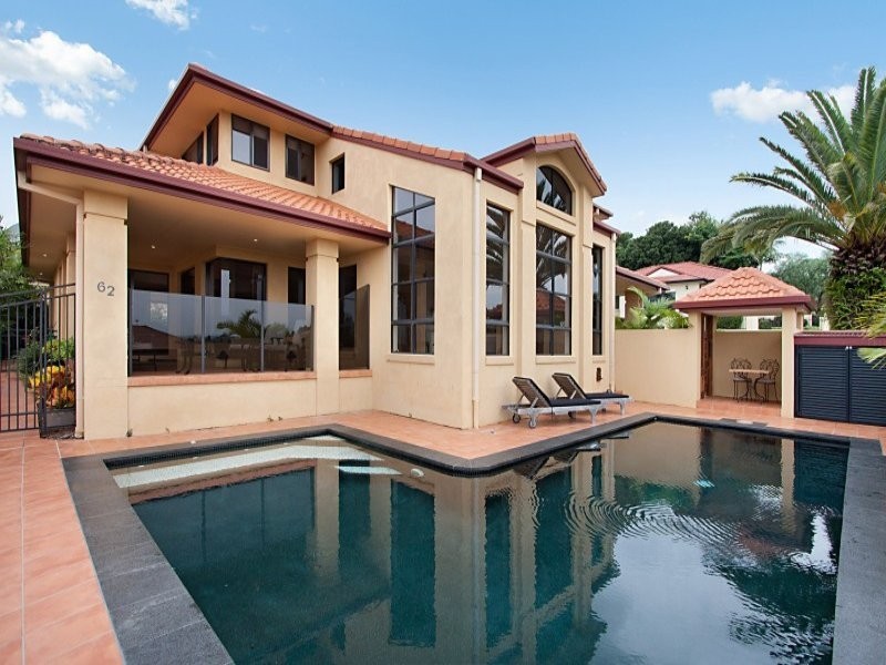 62 Lochlomond Drive, Banora Point NSW 2486