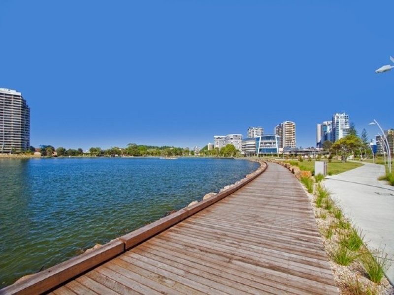 209 Boundary Street, Rainbow Bay QLD 4225