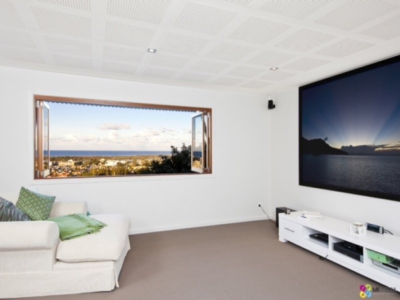 21 Upper Ballow Street, Coolangatta QLD 4225