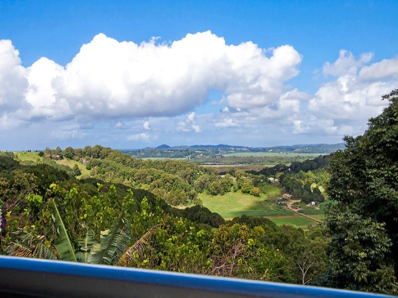 8 Fig Tree Road, Terranora NSW 2486