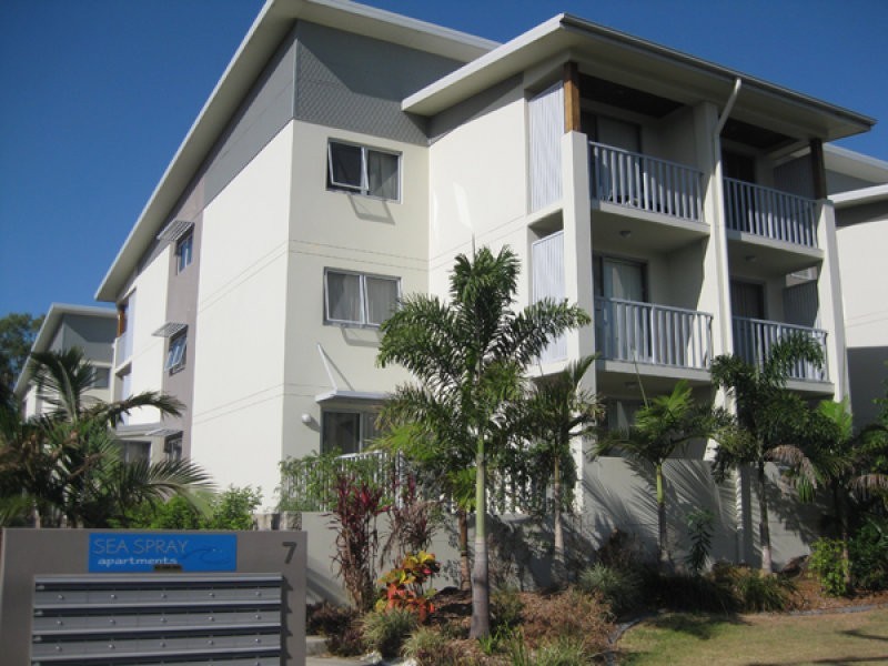 Units in 7 “Sea Spray” Lloyd Street, Tweed Heads South NSW 2486