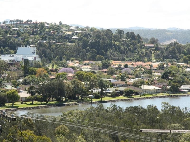 11 Hillcrest Ave, Tweed Heads South NSW 2486