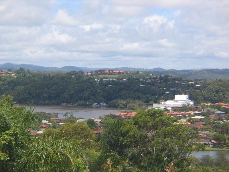 64 Hillcrest Avenue, Tweed Heads South NSW 2486