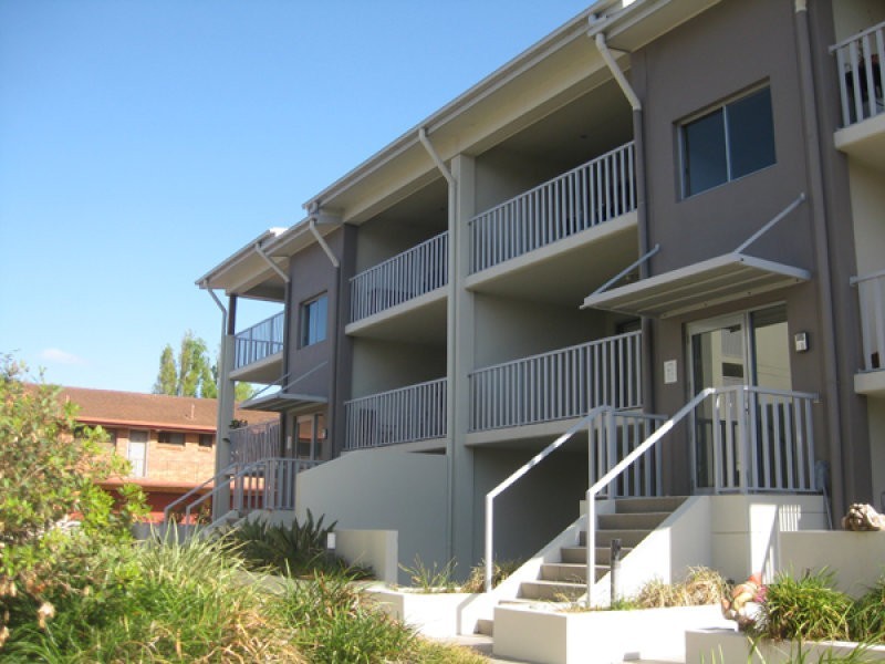 Units in 7 “Sea Spray” Lloyd Street, Tweed Heads South NSW 2486