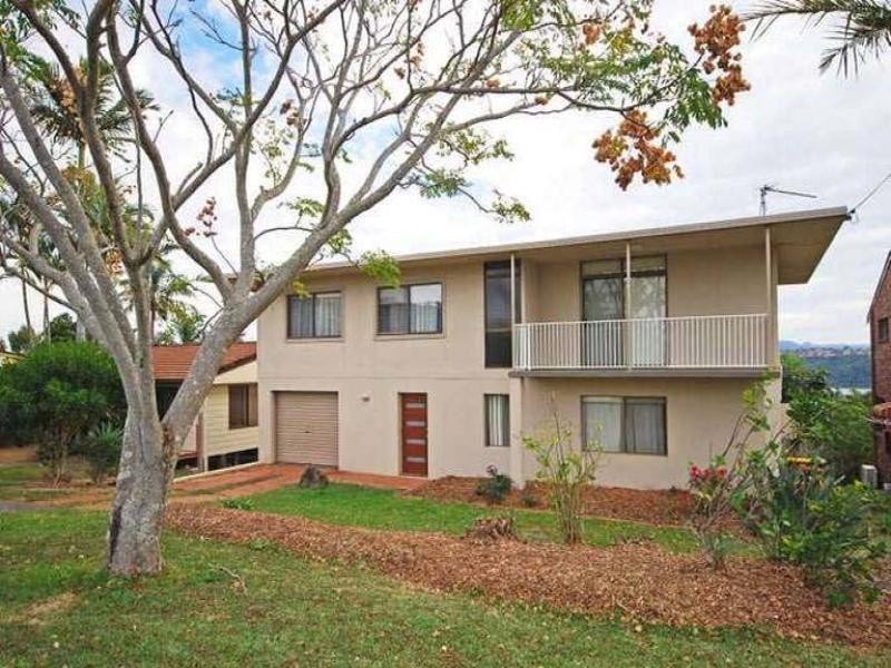 64 Hillcrest Avenue, Tweed Heads South NSW 2486