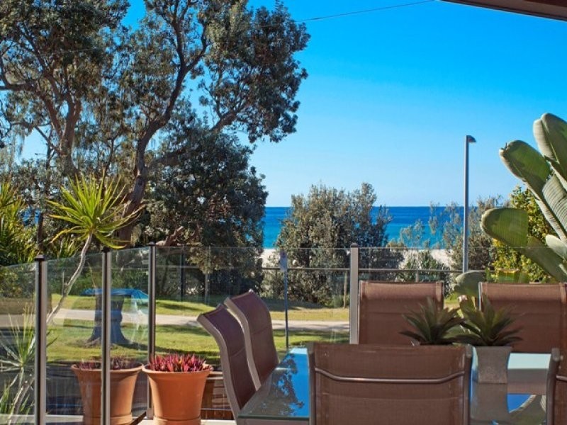 132 Pacific Parade, Bilinga QLD 4225