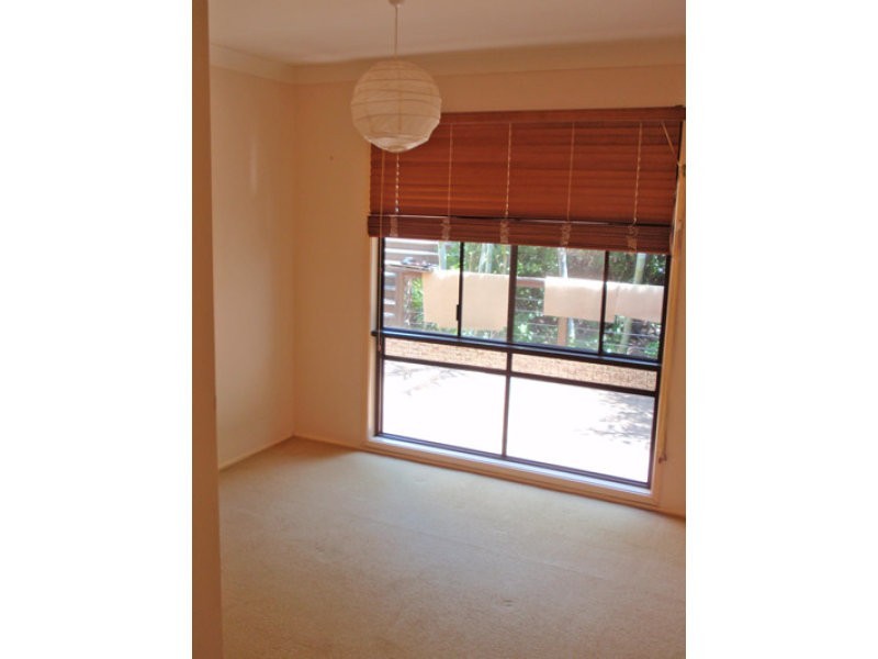 12 Allamanda Avenue, Banora Point NSW 2486