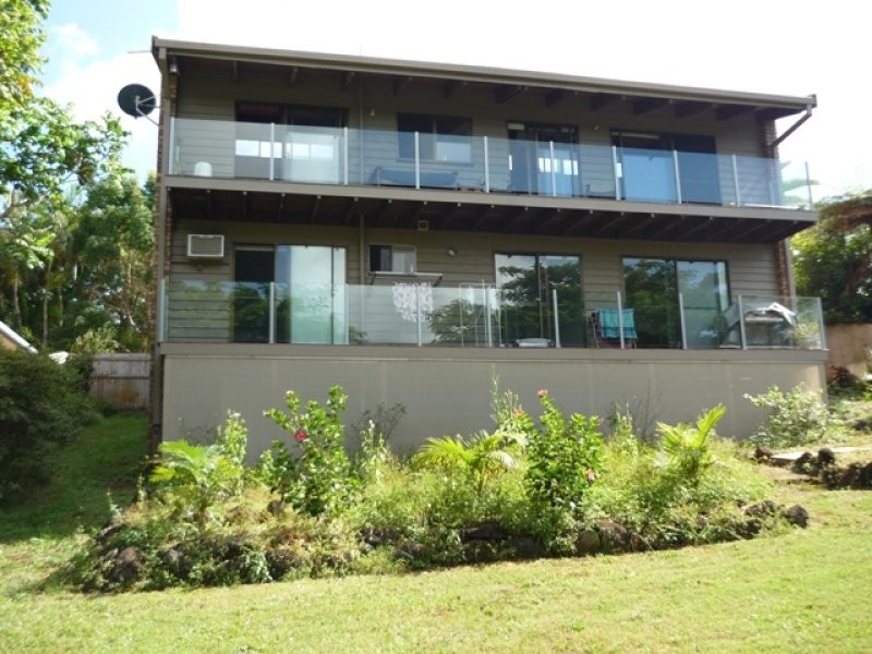 2 Elm Place, Banora Point NSW 2486