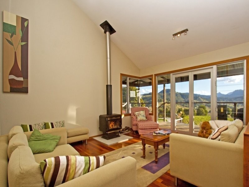 26 Eva Crescent, Piggabeen NSW 2486