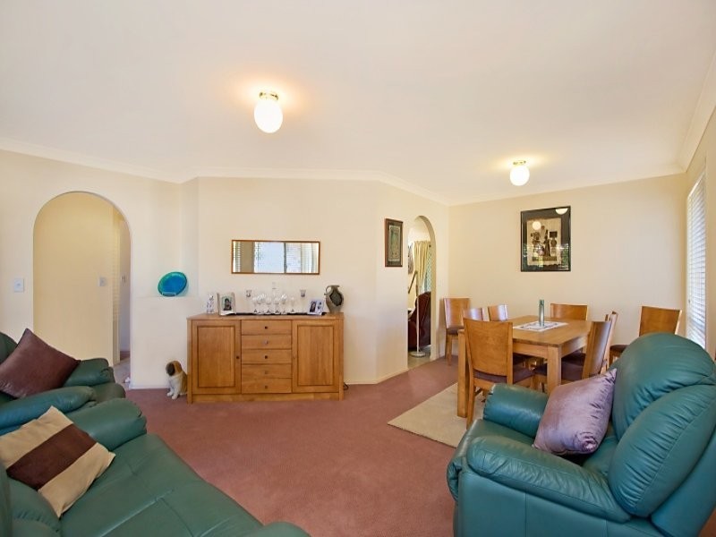 97 Honeyeater Drive, Burleigh Waters QLD 4220