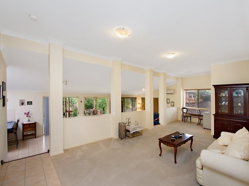 24 Wonga Street, Burleigh Heads QLD 4220